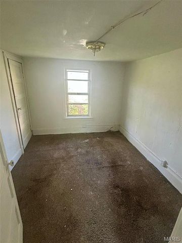 5612 Hamilton Avenue, Jennings, MO 63136