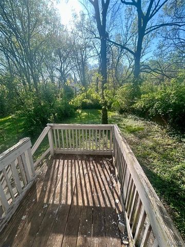 5612 Hamilton Avenue, Jennings, MO 63136