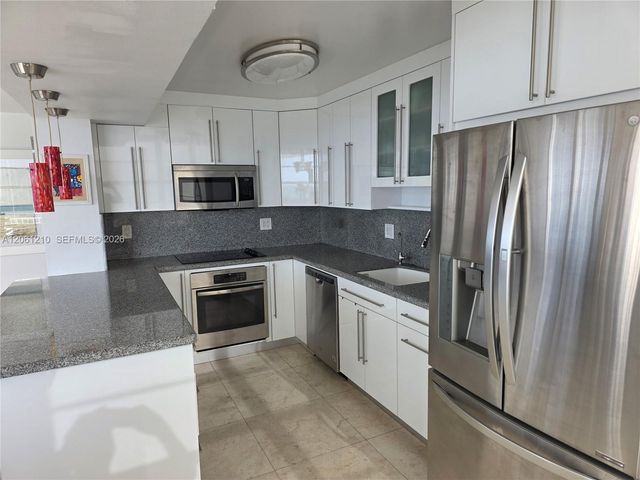 18081 Biscayne Boulevard 1805, Aventura, FL 33160