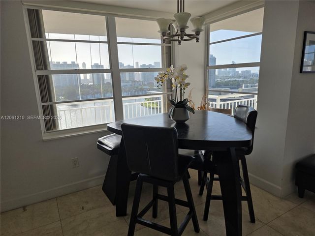 18081 Biscayne Boulevard 1805, Aventura, FL 33160