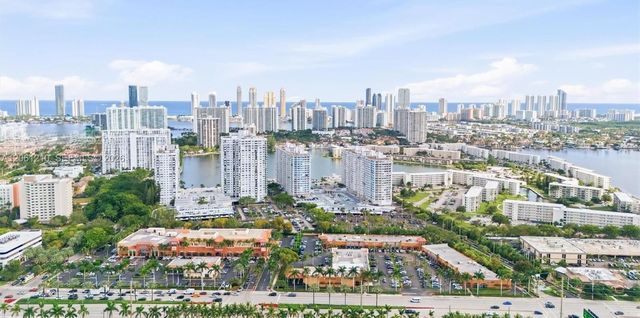 18081 Biscayne Boulevard 1805, Aventura, FL 33160