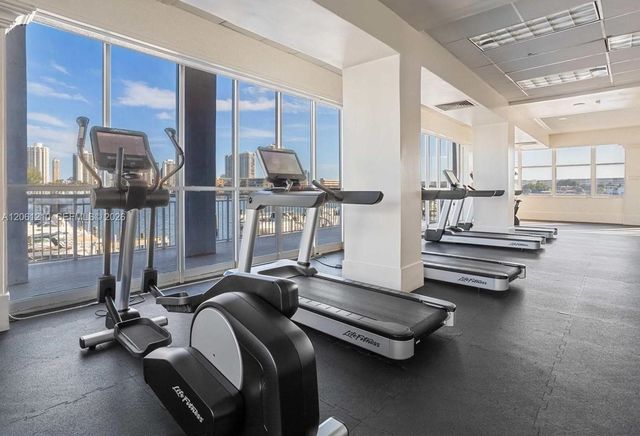 18081 Biscayne Boulevard 1805, Aventura, FL 33160