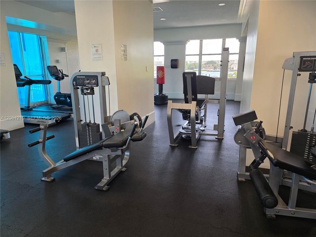 18081 Biscayne Boulevard 1805, Aventura, FL 33160