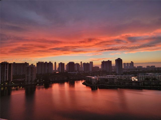 18081 Biscayne Boulevard 1805, Aventura, FL 33160
