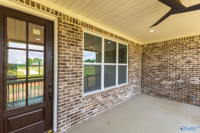 305 Golden Harvest Drive, New Market, AL 35761