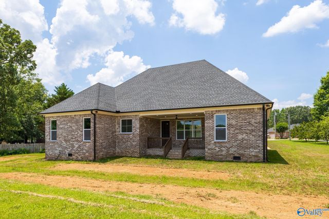 305 Golden Harvest Drive, New Market, AL 35761