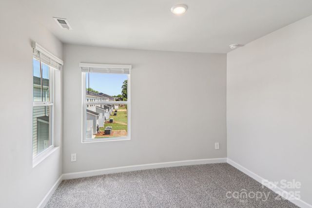 8104 Hidden Springs Trail, Charlotte, NC 28216