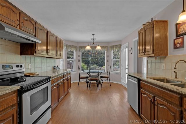 3216 Bermuda Drive, Sand Springs, OK 74063