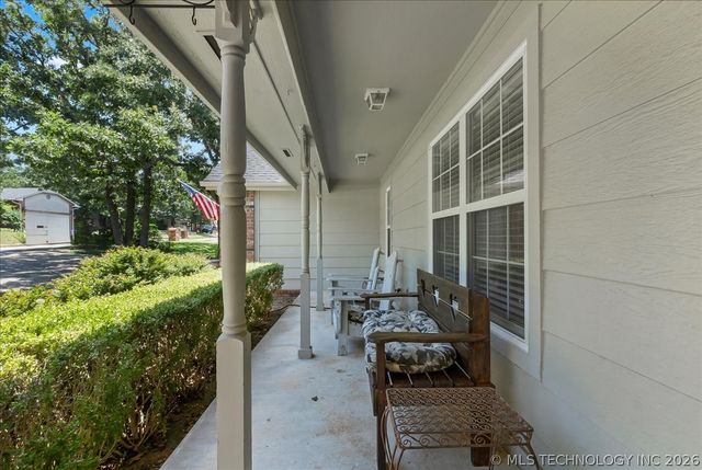 3216 Bermuda Drive, Sand Springs, OK 74063