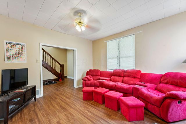 422 Chittenden Avenue, Columbus, OH 43201