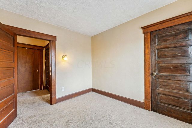 422 Chittenden Avenue, Columbus, OH 43201