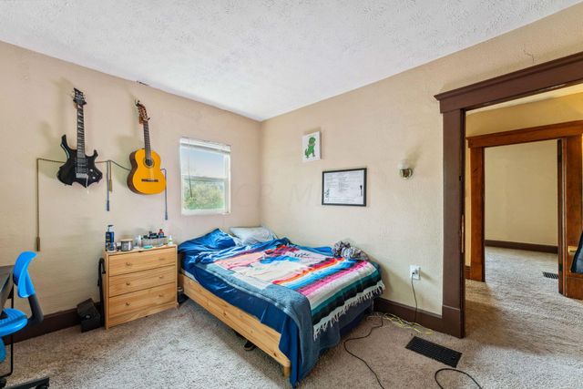 422 Chittenden Avenue, Columbus, OH 43201
