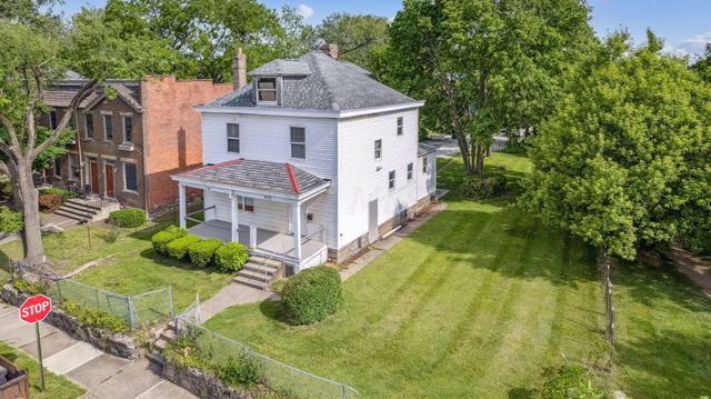 422 Chittenden Avenue, Columbus, OH 43201