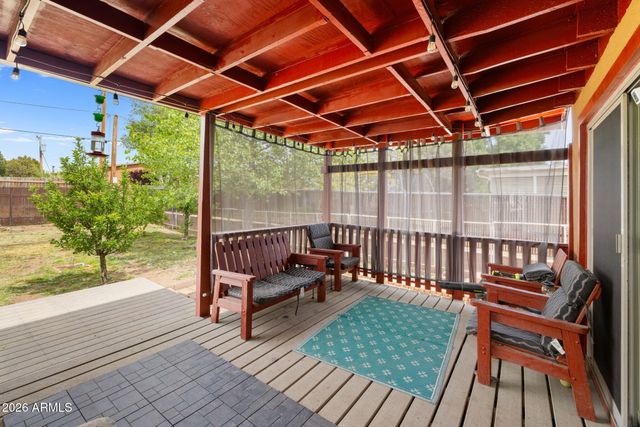 209 ROBINSON Drive, Prescott, AZ 86303