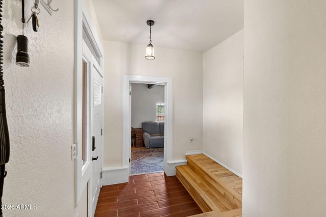 209 ROBINSON Drive, Prescott, AZ 86303