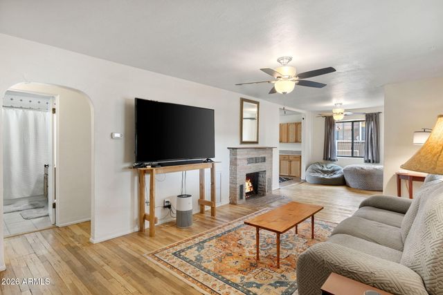 209 ROBINSON Drive, Prescott, AZ 86303