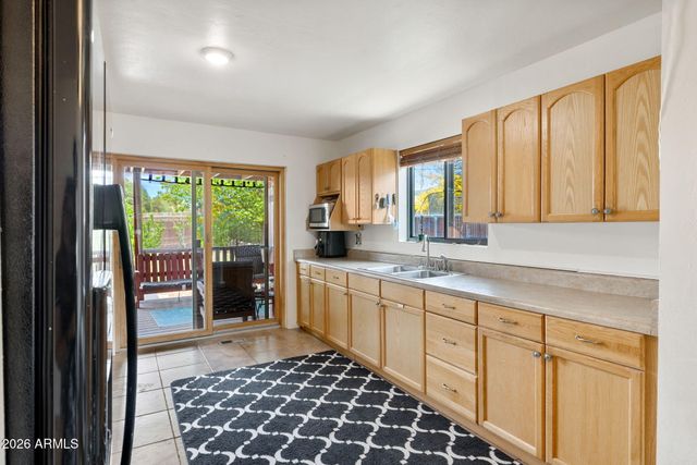 209 ROBINSON Drive, Prescott, AZ 86303
