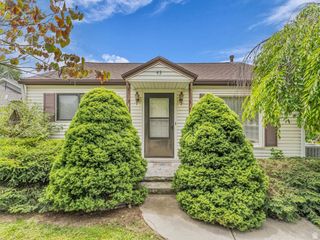 43 W WILSON AVE, Murray, UT 84107