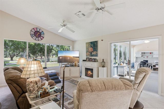 25933 NEWCOMBE CIRCLE, Leesburg, FL 34748