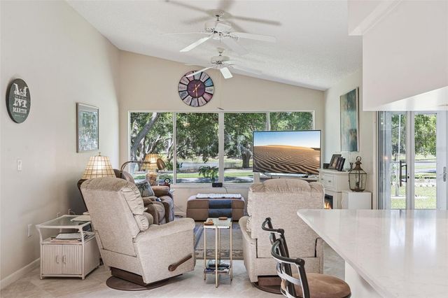 25933 NEWCOMBE CIRCLE, Leesburg, FL 34748