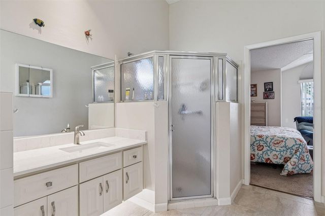 25933 NEWCOMBE CIRCLE, Leesburg, FL 34748