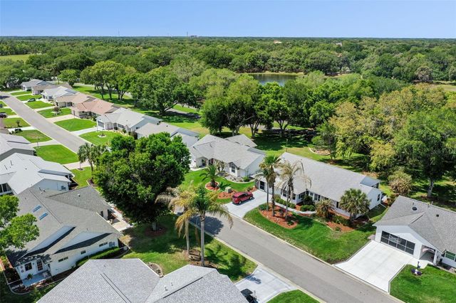 25933 NEWCOMBE CIRCLE, Leesburg, FL 34748