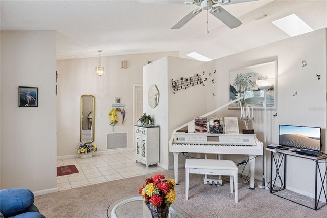 25933 NEWCOMBE CIRCLE, Leesburg, FL 34748