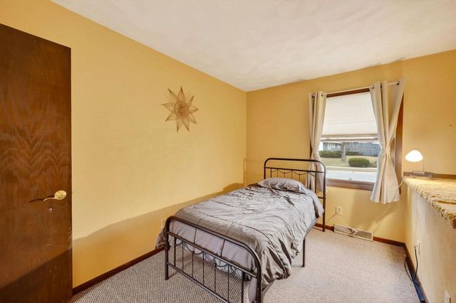 5345 Queensbridge Road, Madison, WI 53714