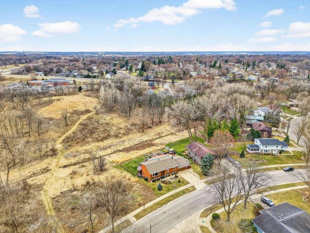 5345 Queensbridge Road, Madison, WI 53714