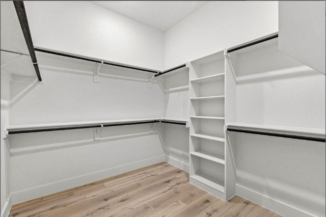 5516 Helmick Avenue, Fort Worth, TX 76107