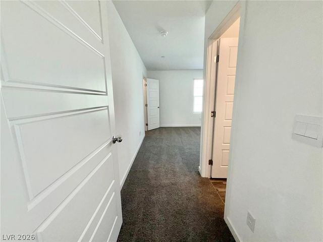 913 Rosy Starling Street, Henderson, NV 89011