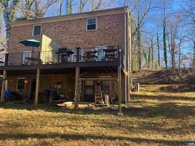 158 BUCKINGHAM CIR, Charlottesville, VA 22903