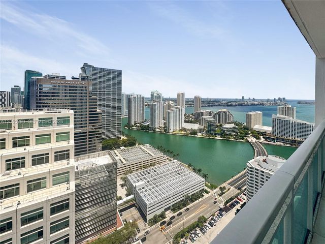 950 Brickell Bay Drive 3904, Miami, FL 33131