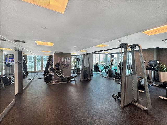 950 Brickell Bay Drive 3904, Miami, FL 33131
