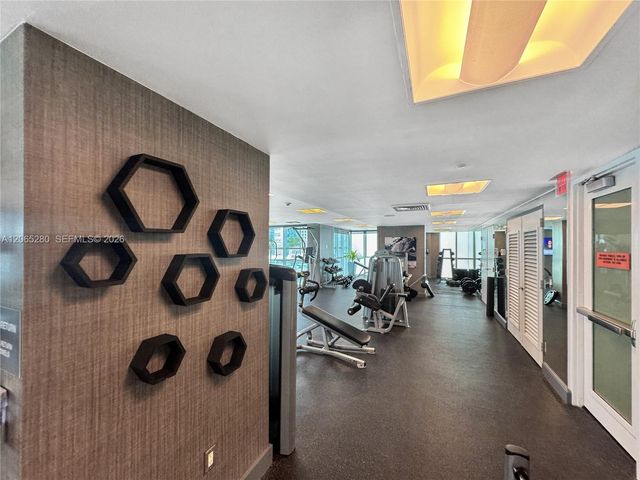 950 Brickell Bay Drive 3904, Miami, FL 33131