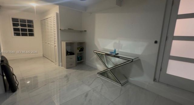 16761 SW 92nd Ave, Palmetto Bay, FL 33157