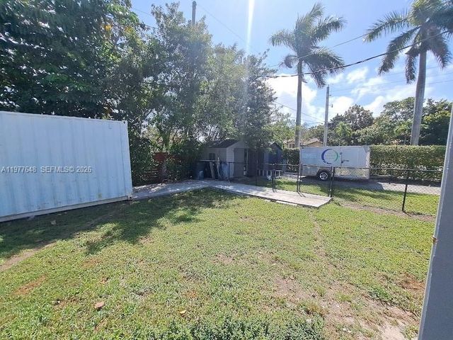 16761 SW 92nd Ave, Palmetto Bay, FL 33157