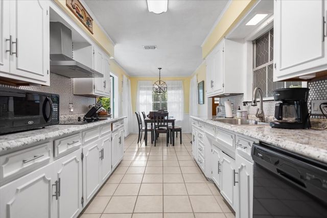 4435 Dundee Drive, Tyler, TX 75703