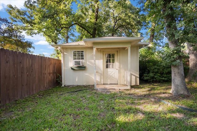 4435 Dundee Drive, Tyler, TX 75703