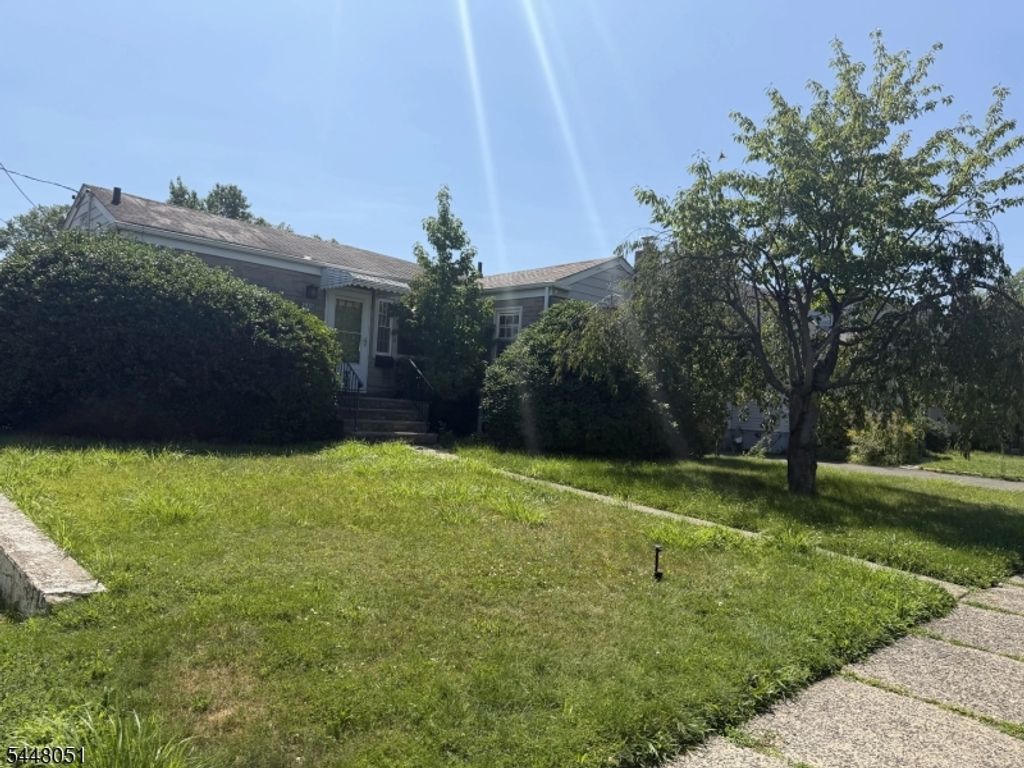 2801 Dewitt Ter, Linden City, NJ 07036