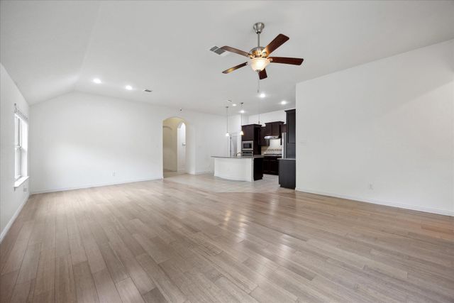 148 Peacock TRL, Buda, TX 78610
