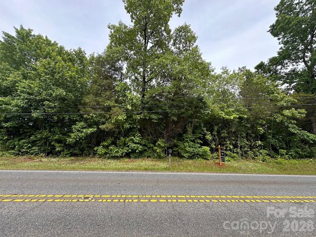 0000 Section House Road, Hickory, NC 28601
