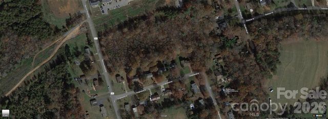 0000 Section House Road, Hickory, NC 28601