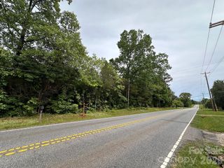 0000 Section House Road, Hickory, NC 28601