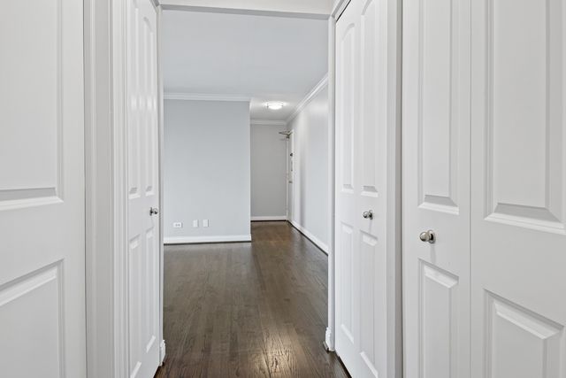1060 W Hollywood Avenue 514, Chicago, IL 60660