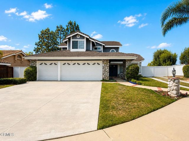 696 Corte Vina, Camarillo, CA 93010