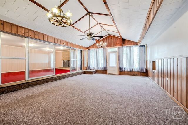 48 E 61st Street, Savannah, GA 31405