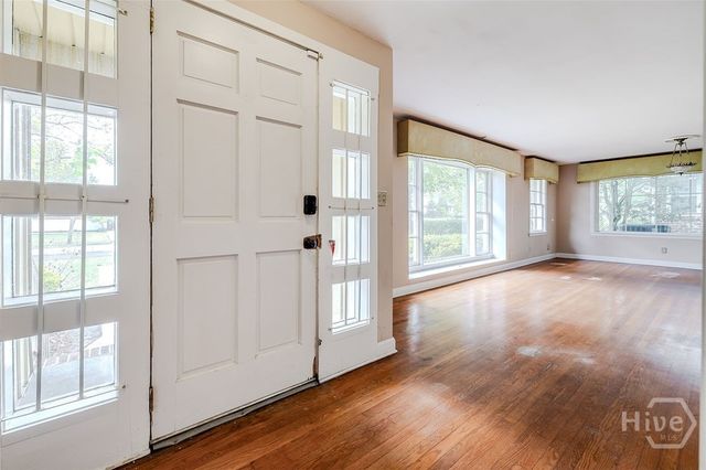 48 E 61st Street, Savannah, GA 31405