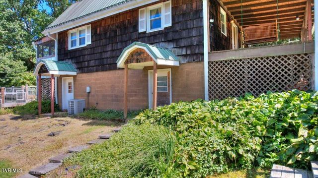 965 Old Gray Station Road, Johnson City, TN 37615