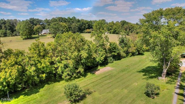 965 Old Gray Station Road, Johnson City, TN 37615